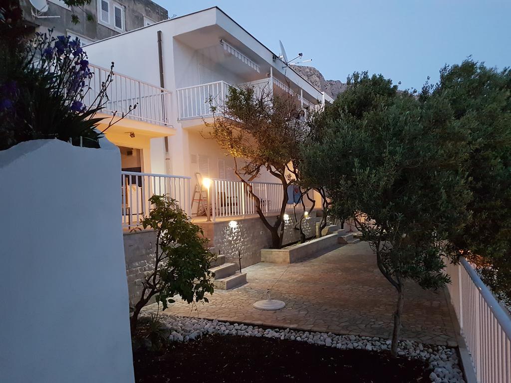 Apartments Santic Podaca Exterior photo